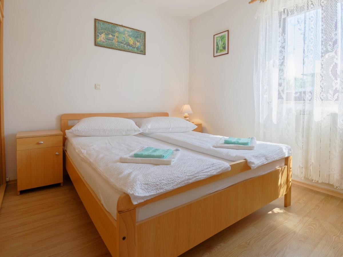 Apartment Laganis Plovanija Exteriér fotografie