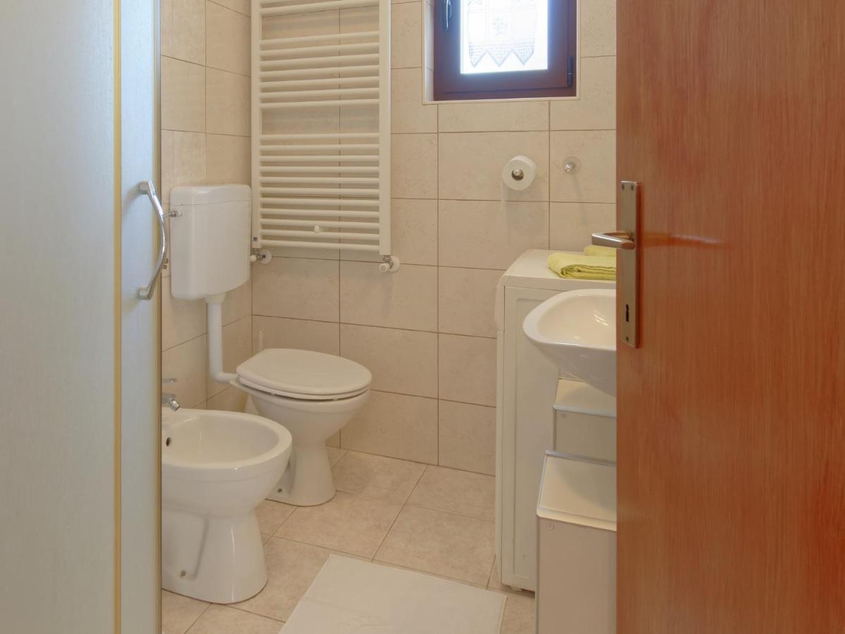 Apartment Laganis Plovanija Exteriér fotografie